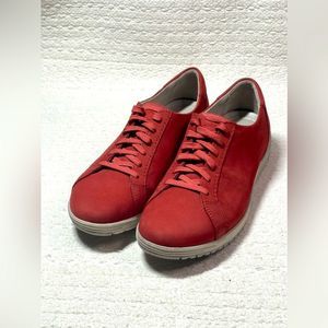 Dansko Leela Chili Nubuck Waterproof Sneaker Red Shoes Size 41 EU